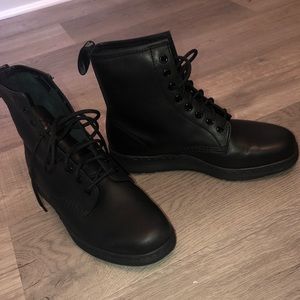 doc martens zaniel brando